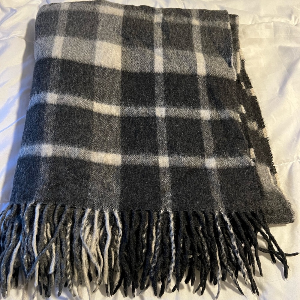 Alpaca Throw Blanket
